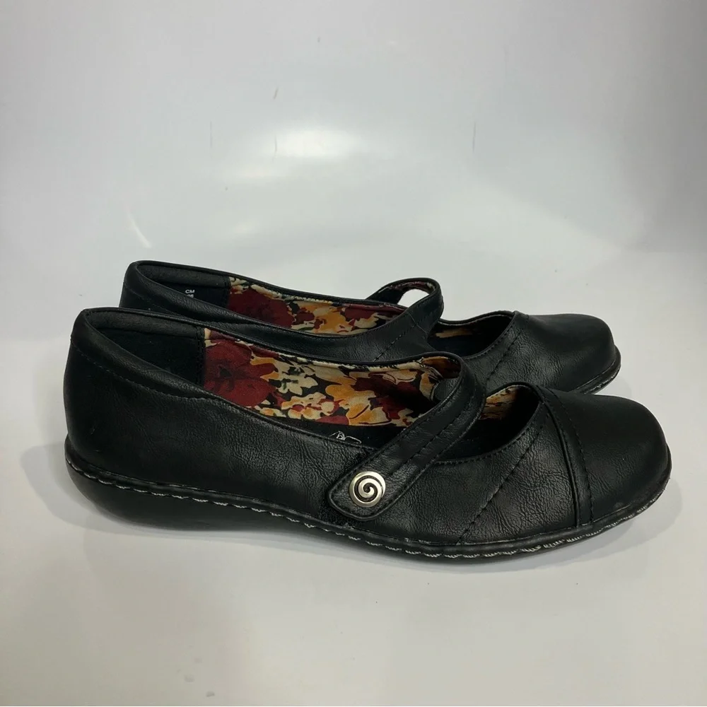 Soft style by hush puppies black leather mary Jane Shoes size 8.5‎